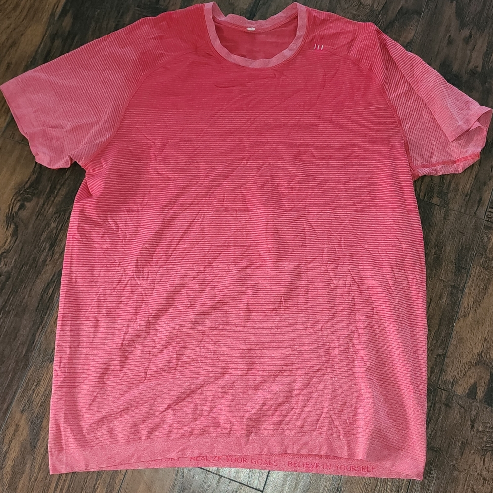 Lululemon Men's XL shirt